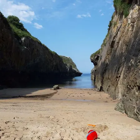 Rurales Inguanzo アパート *